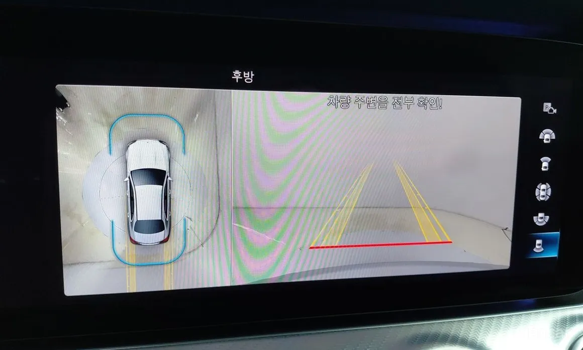 Фото 19 - Mercedes-Benz E-Class