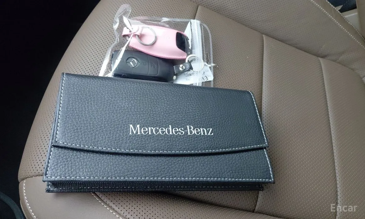 Фото 20 - Mercedes-Benz E-Class