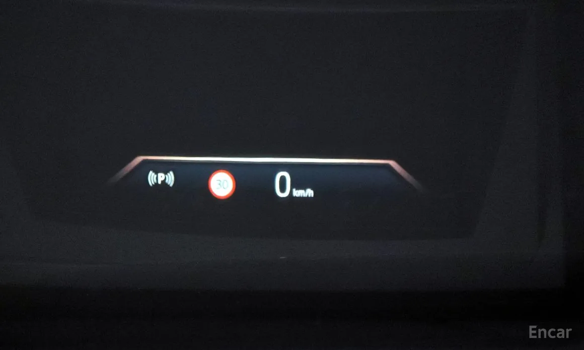 Фото 18 - BMW 7 Series