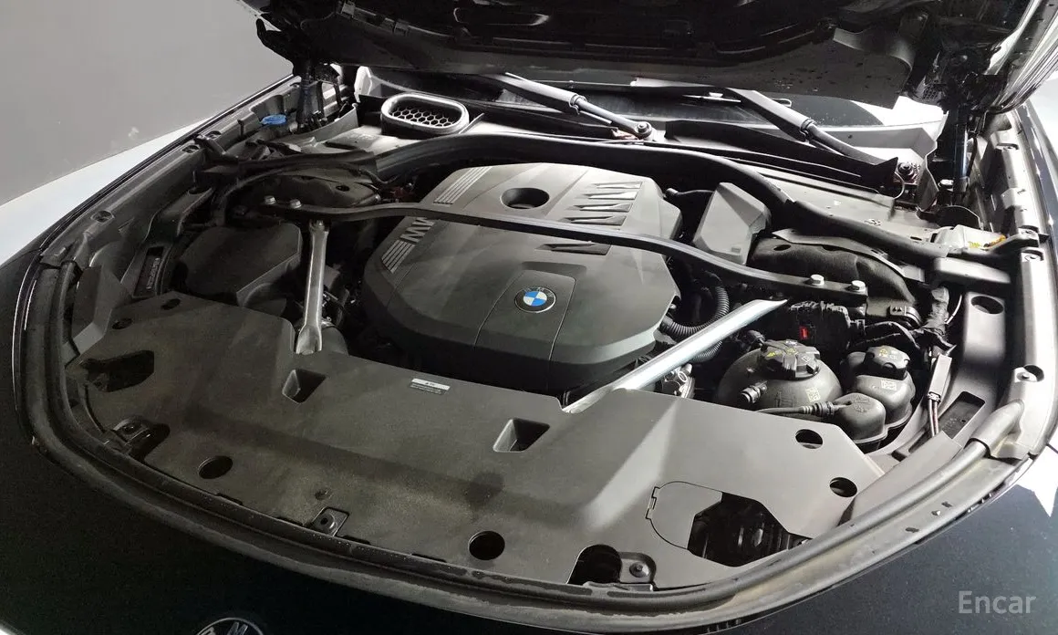 Фото 6 - BMW 7 Series