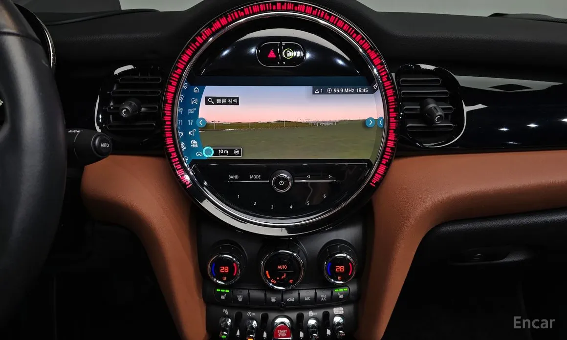 Фото 14 - Mini Cooper Convertible