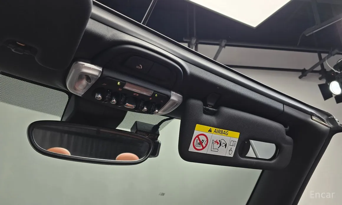 Фото 19 - Mini Cooper Convertible