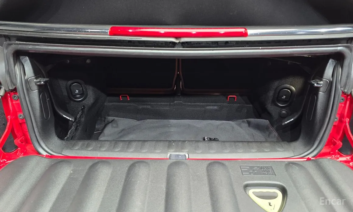 Фото 20 - Mini Cooper Convertible