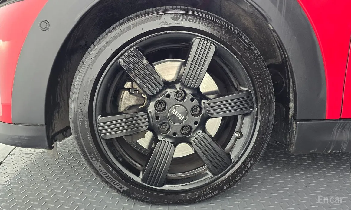 Фото 5 - Mini Cooper Convertible