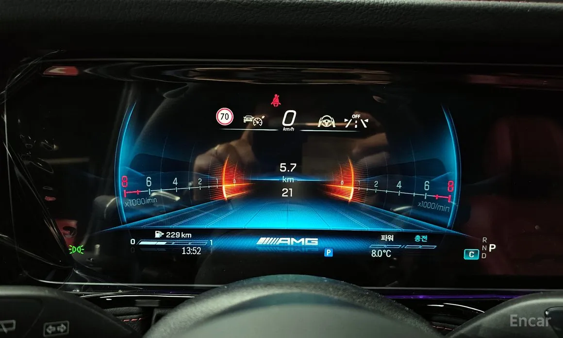 Фото 8 - Mercedes-Benz G-Class