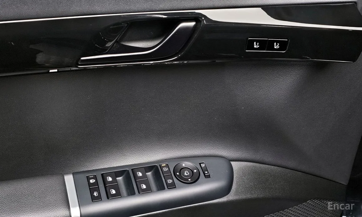 Фото 17 - Hyundai Grandeur