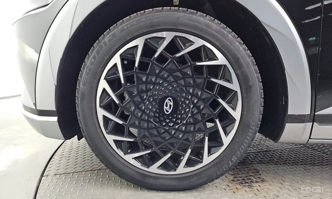 Фото 5 - Hyundai Ioniq 5