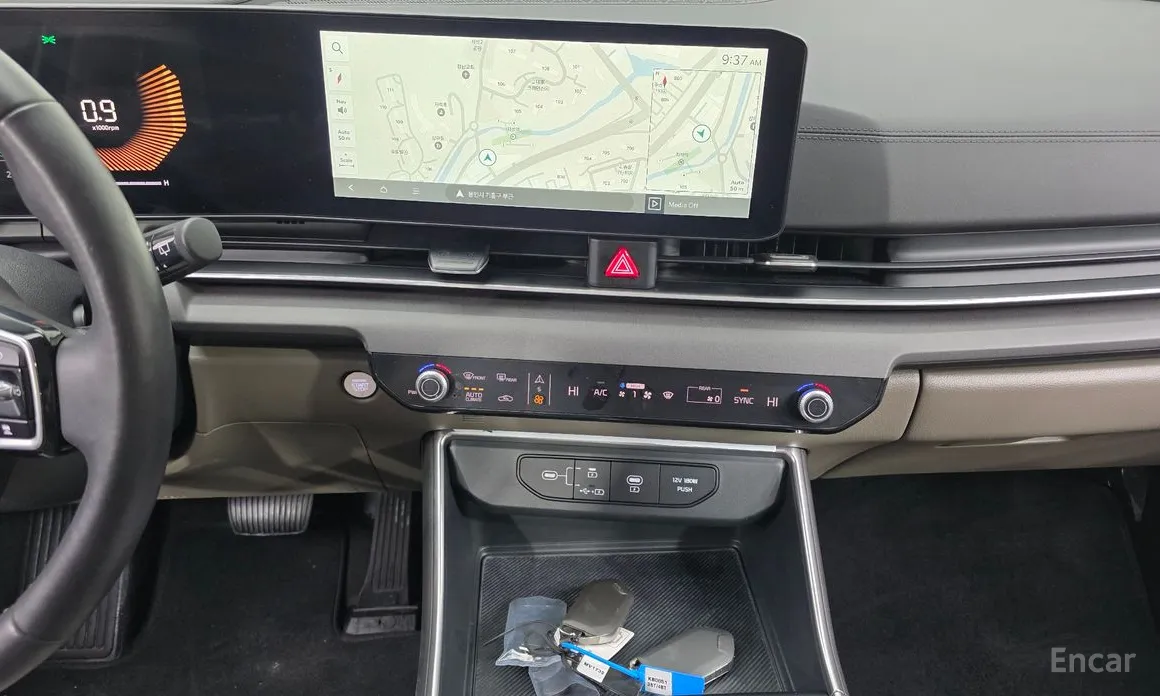 Фото 15 - Kia Carnival