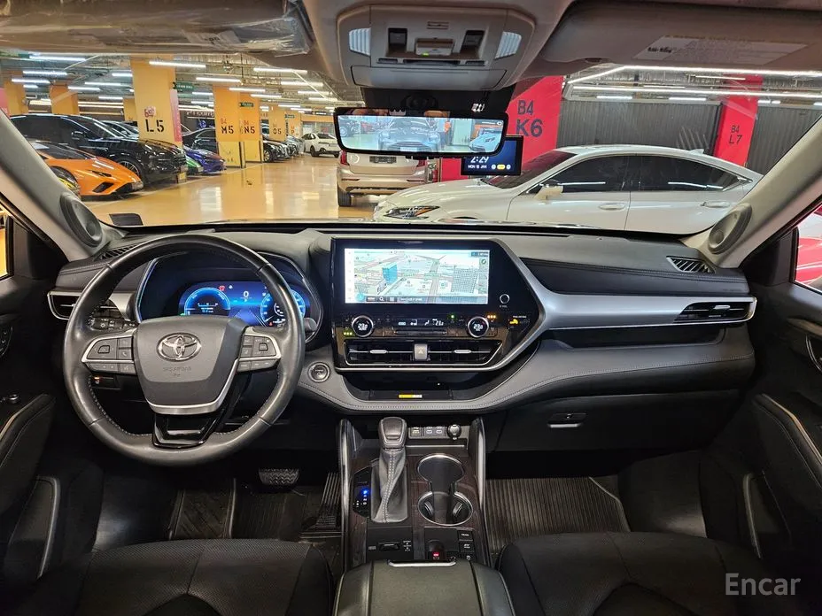 Фото 15 - Toyota Highlander