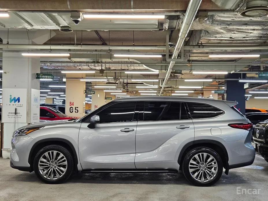 Фото 20 - Toyota Highlander