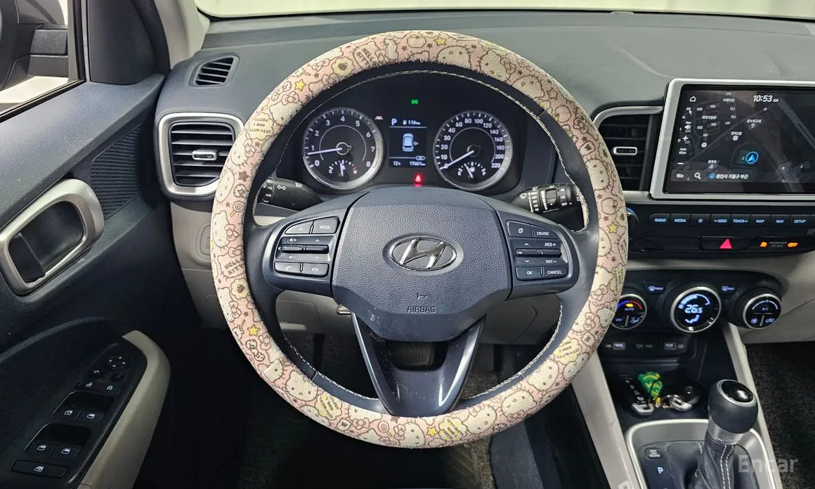 Фото 13 - Hyundai Venue