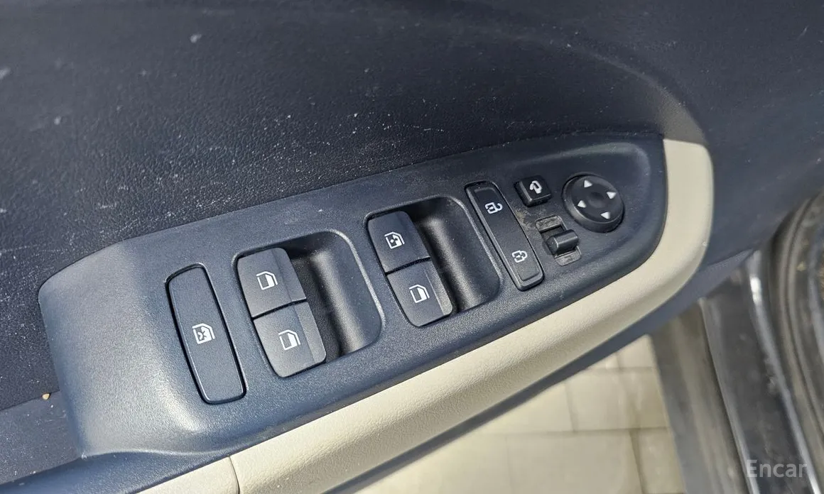 Фото 15 - Hyundai Venue