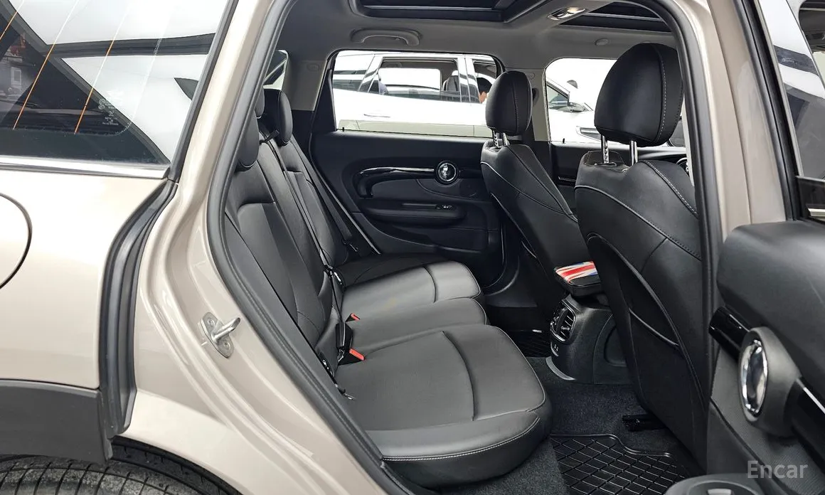 Фото 12 - Mini Clubman