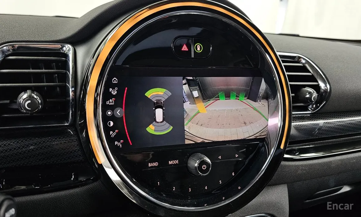 Фото 15 - Mini Clubman