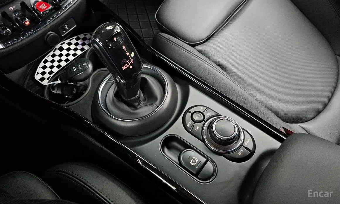 Фото 9 - Mini Clubman