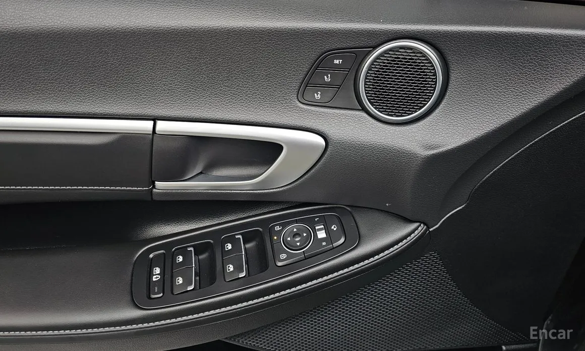 Фото 17 - Hyundai Sonata