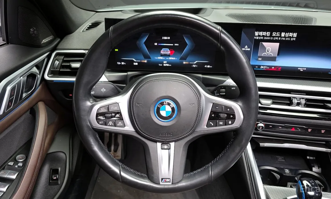 Фото 13 - BMW i4