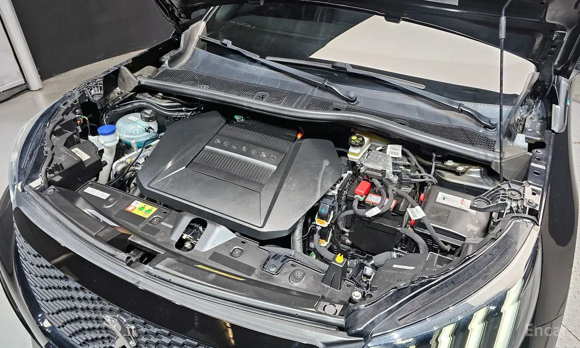 Фото 6 - Peugeot 2008