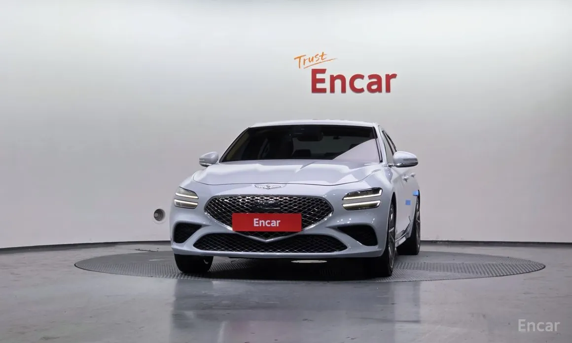 Фото 3 - Genesis G70