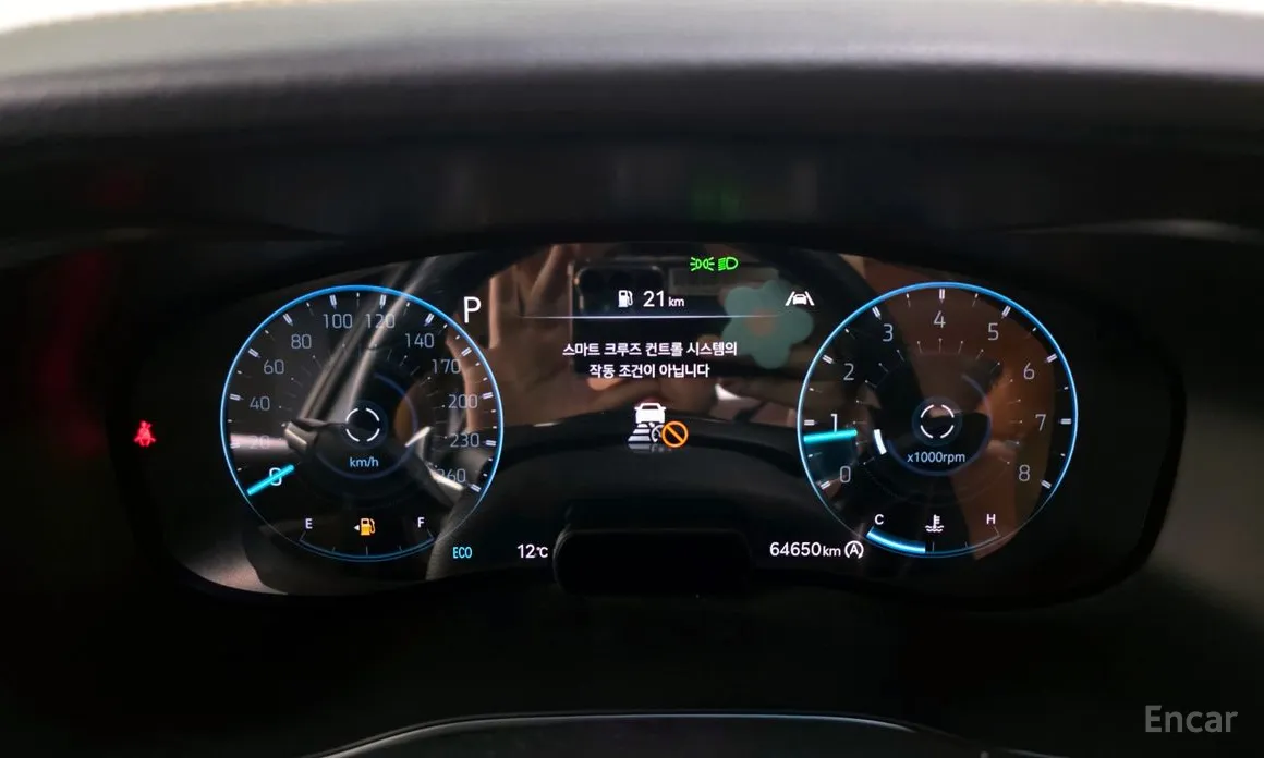 Фото 8 - Genesis G70