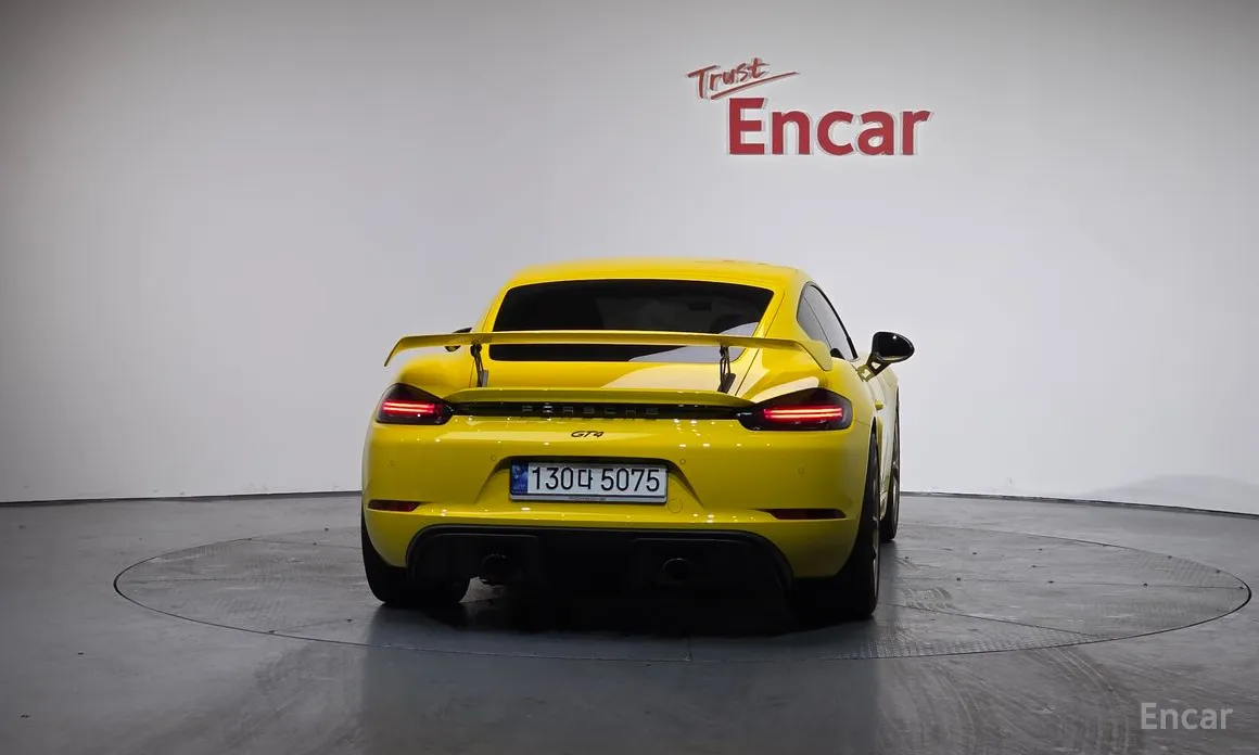 Фото 4 - Porsche 718