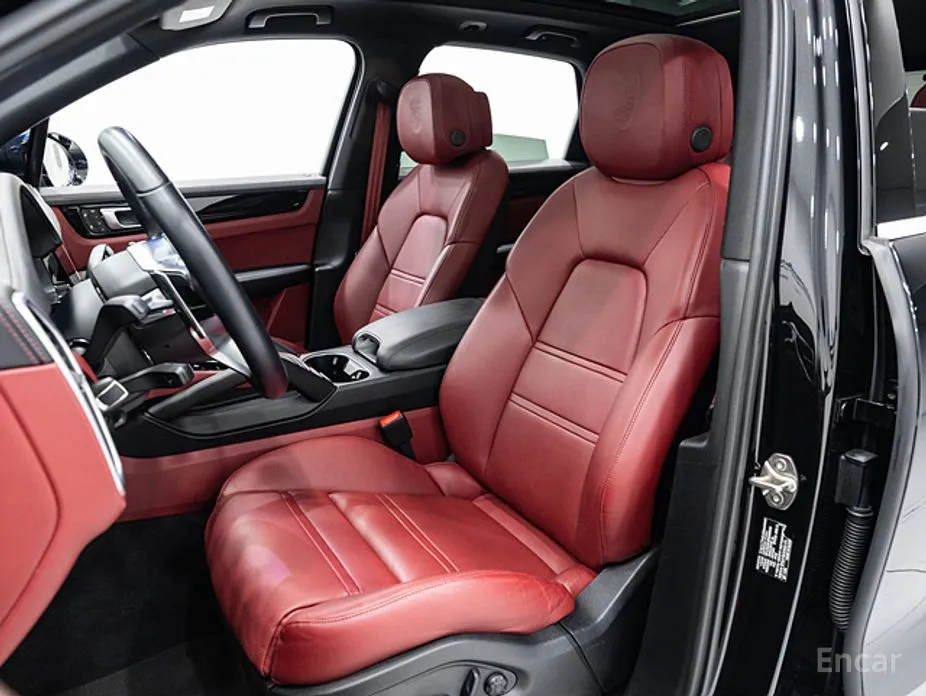 Фото 10 - Porsche Cayenne