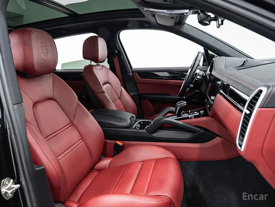 Фото 15 - Porsche Cayenne