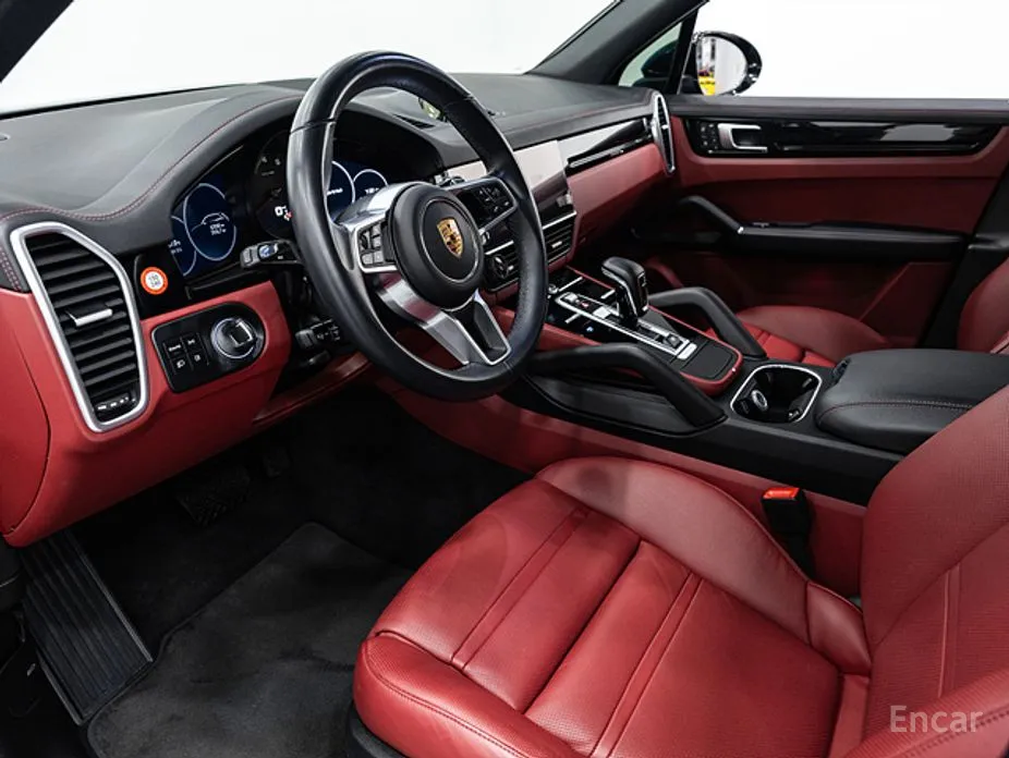 Фото 20 - Porsche Cayenne