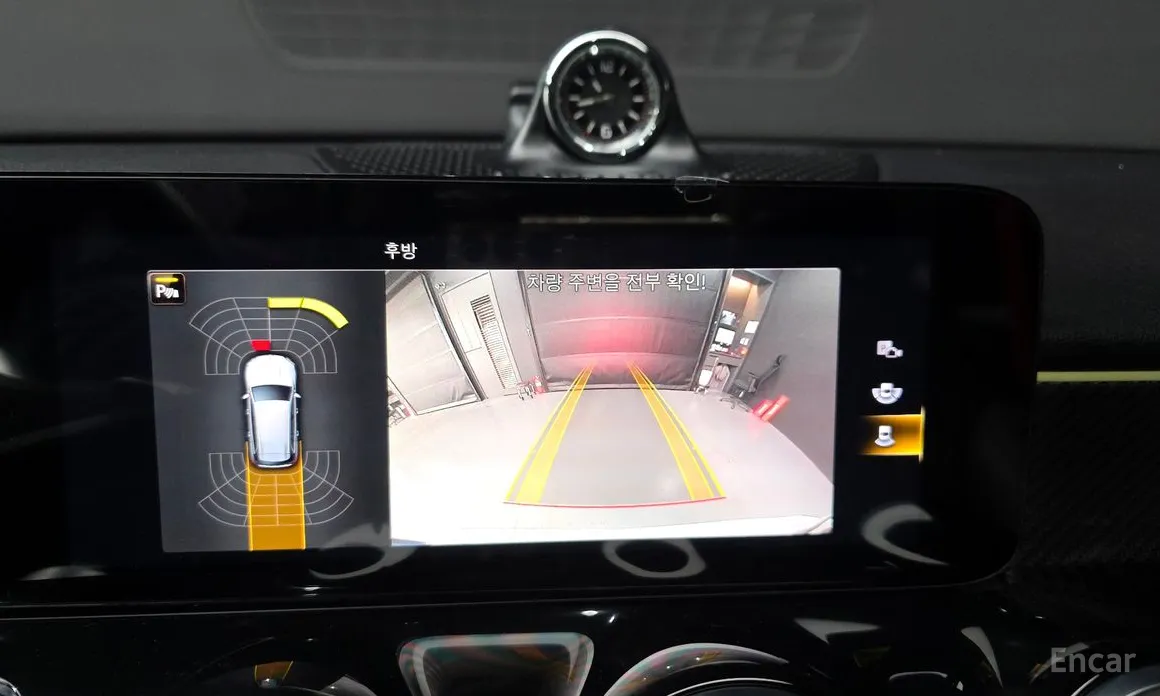 Фото 15 - Mercedes-Benz GLB-Class