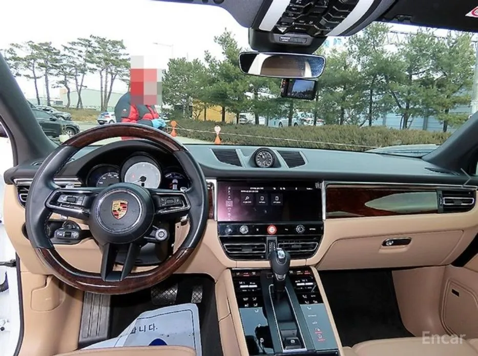 Фото 7 - Porsche Macan