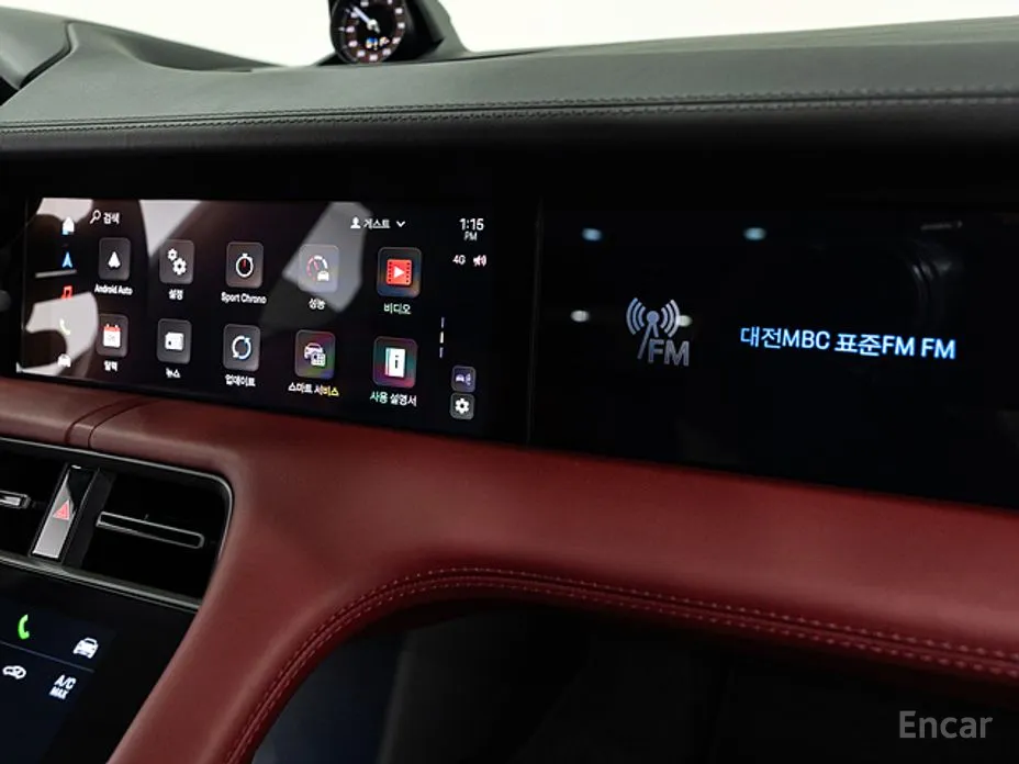 Фото 13 - Porsche Taycan