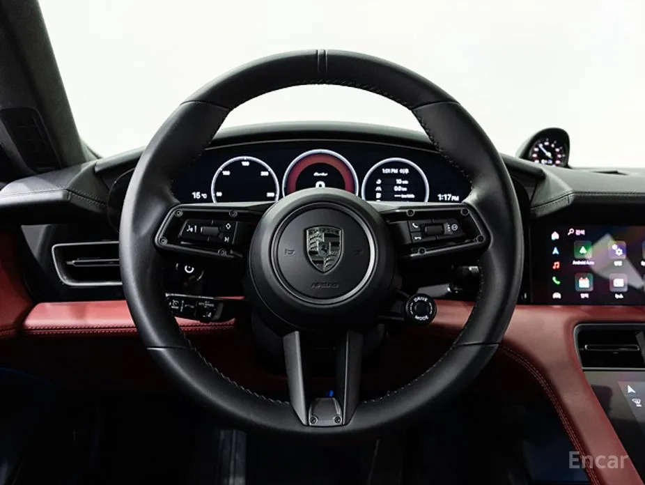 Фото 9 - Porsche Taycan