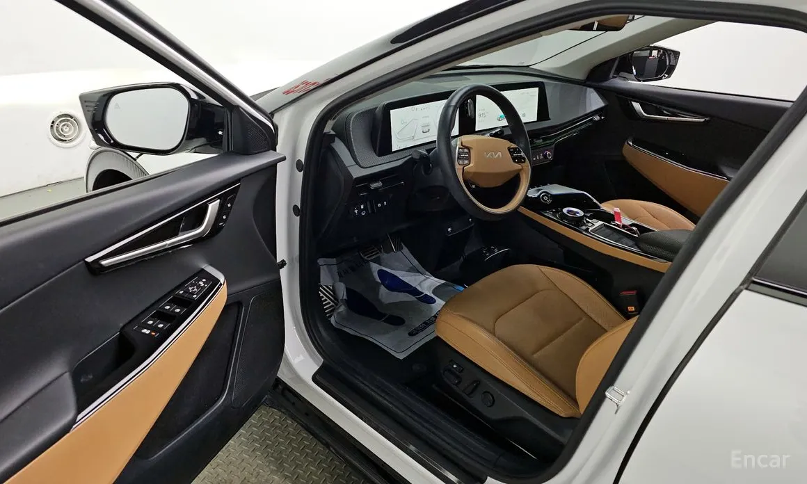 Фото 10 - Kia EV6