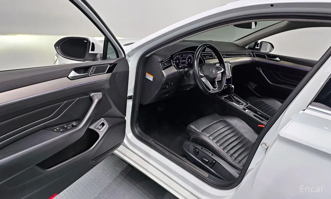 Фото 11 - Volkswagen Passat