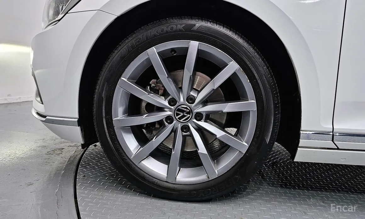 Фото 5 - Volkswagen Passat