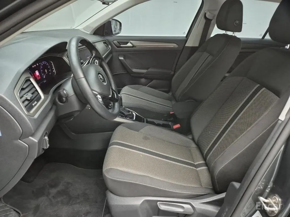 Фото 10 - Volkswagen T-Roc