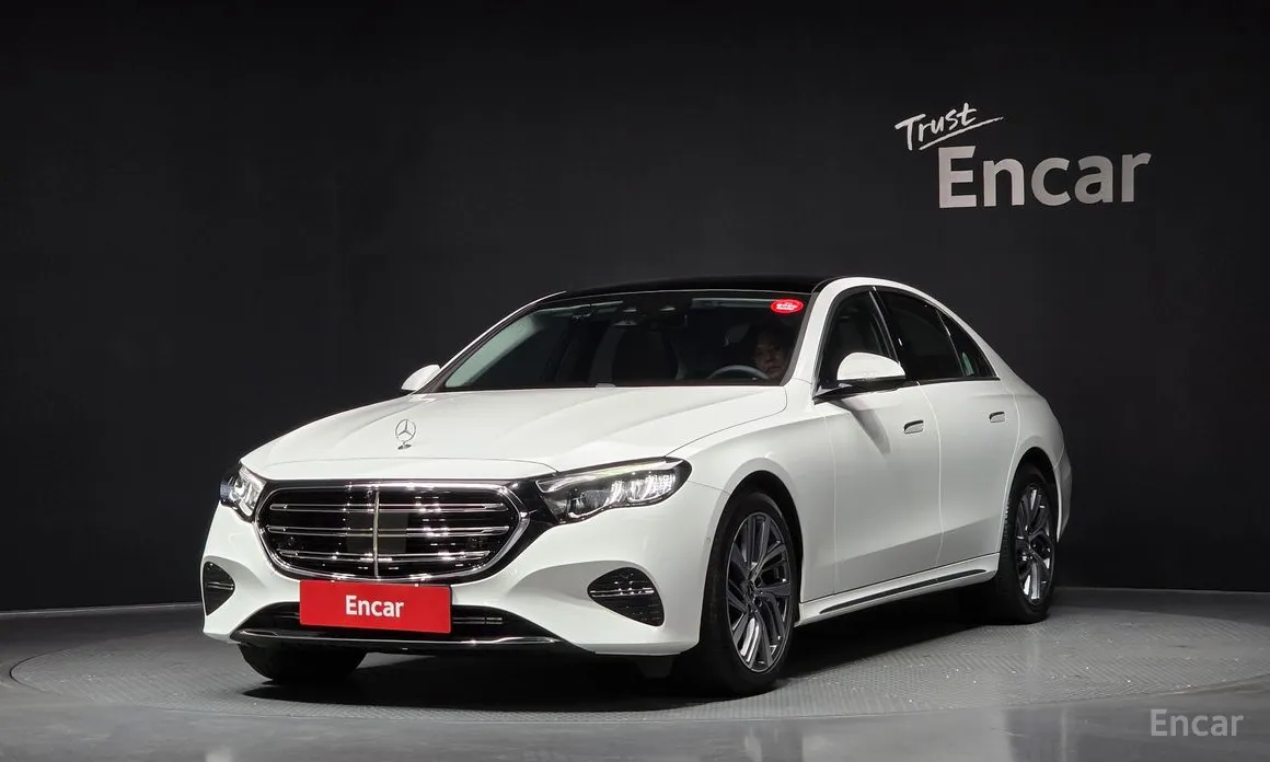 Фото 1 - Mercedes-Benz E-Class