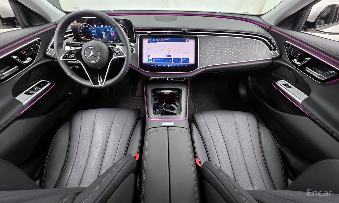 Фото 7 - Mercedes-Benz E-Class