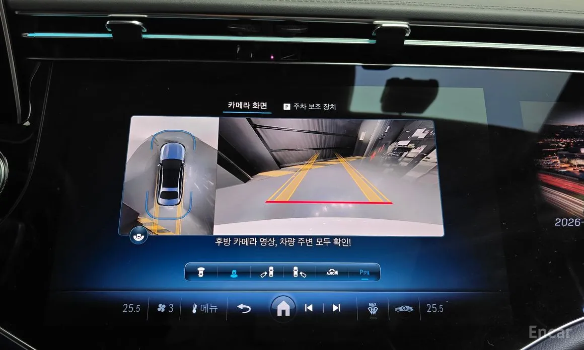 Фото 15 - Mercedes-Benz E-Class