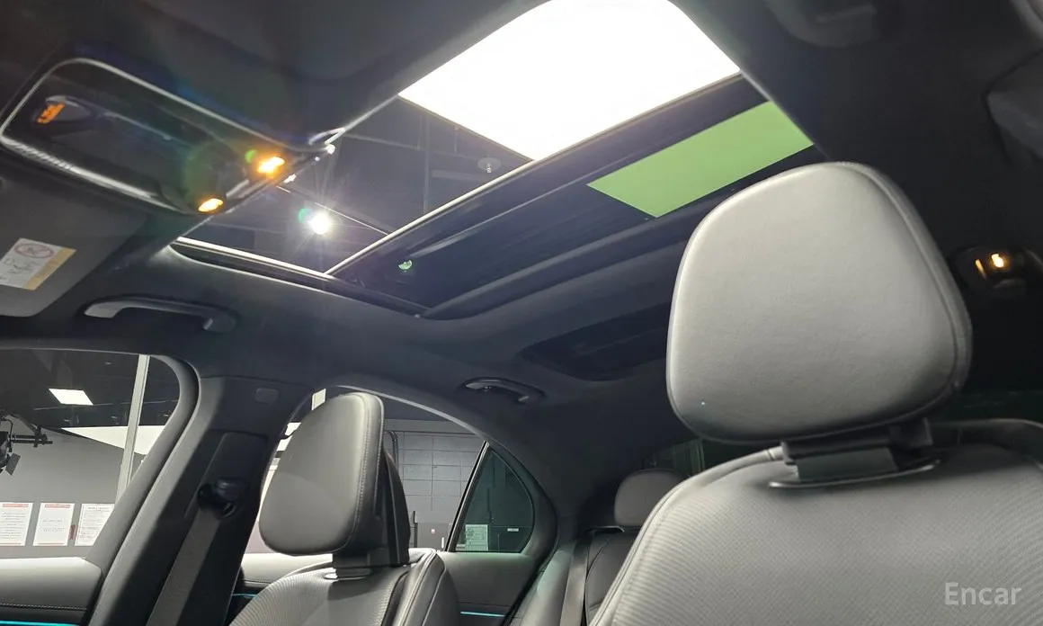 Фото 19 - Mercedes-Benz E-Class