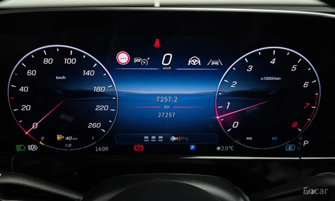 Фото 8 - Mercedes-Benz E-Class