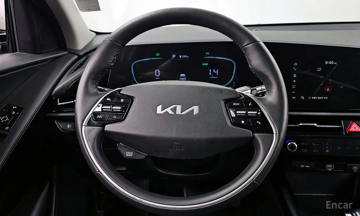 Фото 13 - Kia Niro