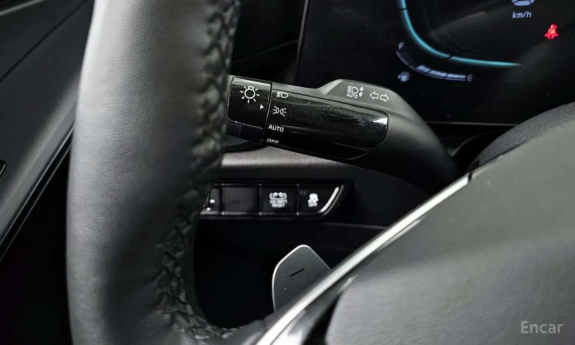 Фото 14 - Kia Niro