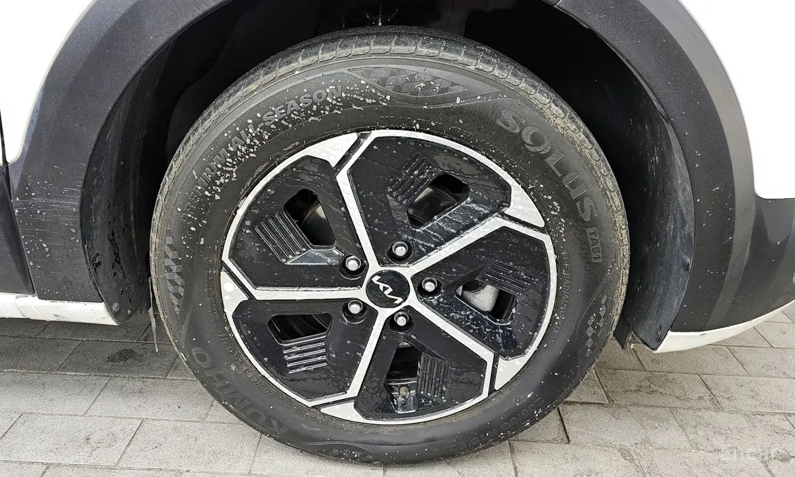 Фото 5 - Kia Niro