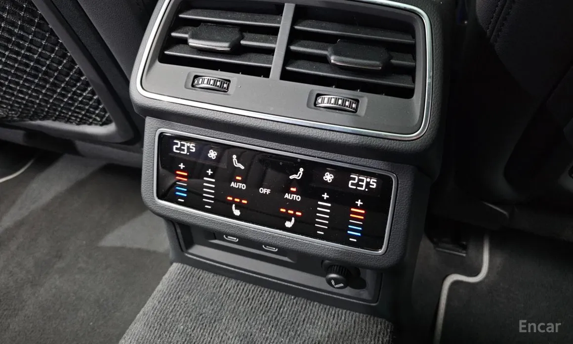 Фото 18 - Audi A7