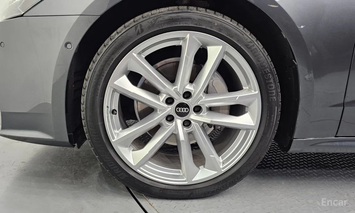 Фото 5 - Audi A7