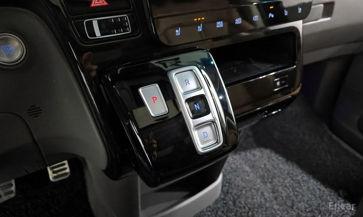 Фото 9 - Hyundai Staria