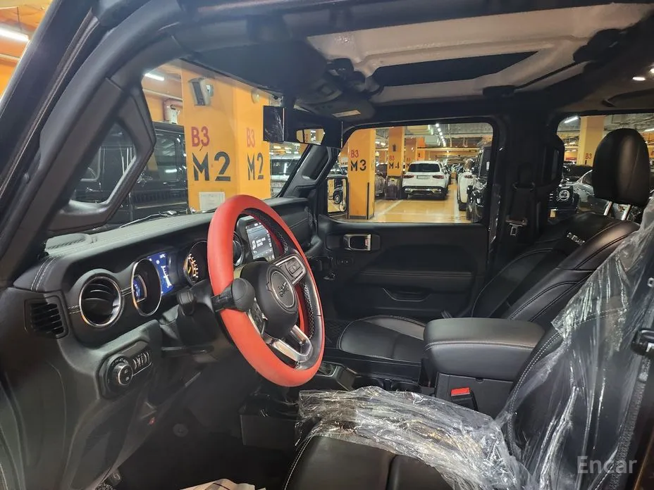 Фото 7 - Jeep Wrangler