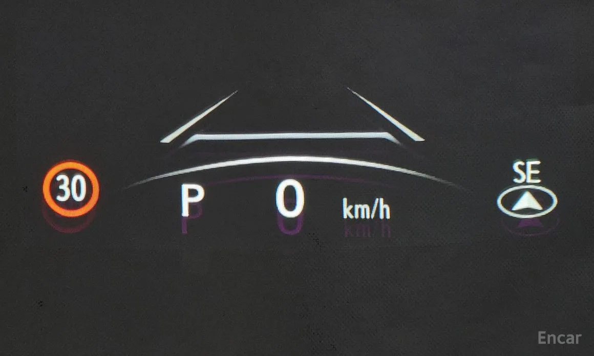 Фото 17 - Lexus RX