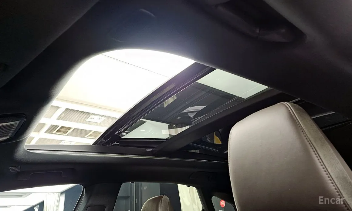 Фото 18 - Lexus RX